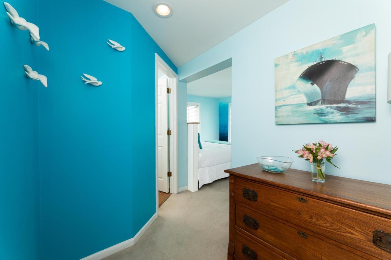 Looking Glass Beachfront Inn Grand Haven Εξωτερικό φωτογραφία