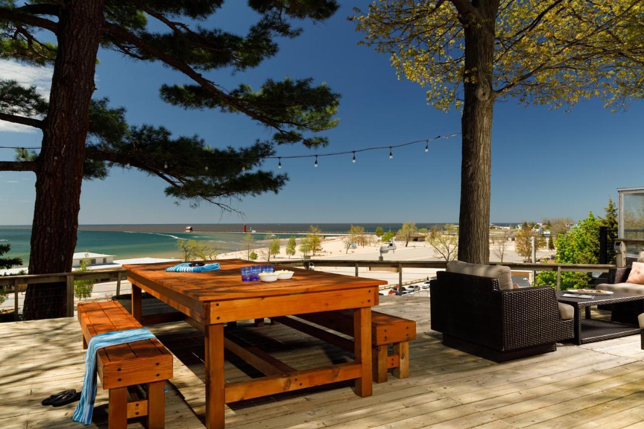 Looking Glass Beachfront Inn Grand Haven Εξωτερικό φωτογραφία
