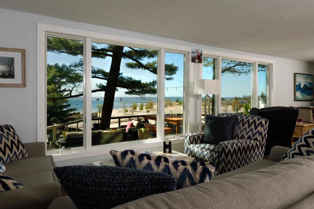 Looking Glass Beachfront Inn Grand Haven Εξωτερικό φωτογραφία